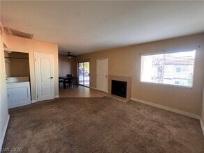 2752 Eldora Cir in Las Vegas, NV - Building Photo - Building Photo