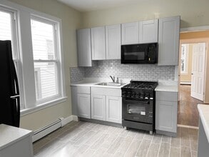 596 S 19th St in Newark, NJ - Foto de edificio - Building Photo