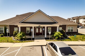 Fieldstone Village in Clarksville, TN - Building Photo - Building Photo