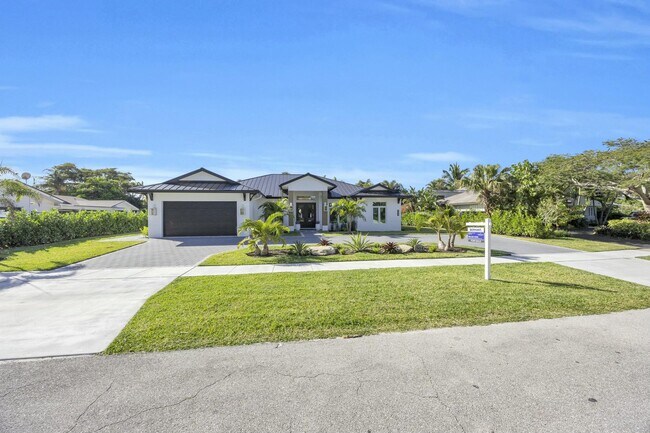 504 Greenway Dr