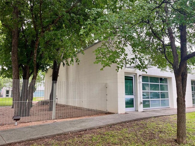 902 Gardner Rd in Austin, TX - Building Photo - Building Photo