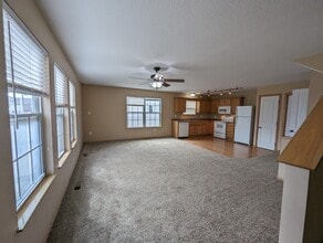 3119 SW Sharmin Lane in Ankeny, IA - Building Photo - Building Photo