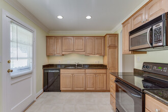 1420 Audmar Dr in McLean, VA - Building Photo - Building Photo