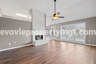 4431 Boone Manor Dr in Memphis, TN - Building Photo - Building Photo