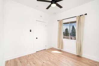 3960 1/2 W 27th St in Los Angeles, CA - Building Photo - Building Photo