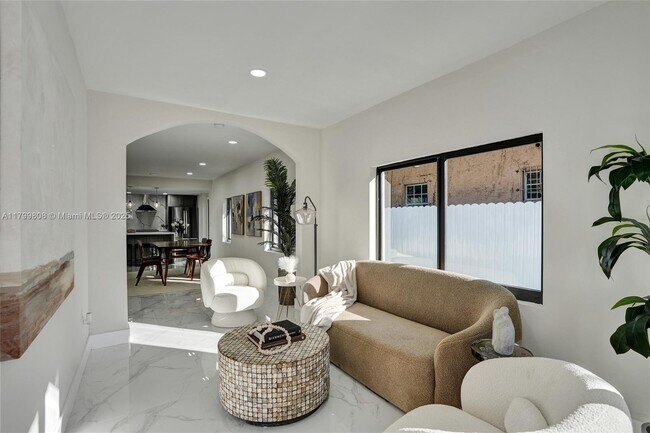 7943 NW 6th Ave in Miami, FL - Building Photo - Building Photo