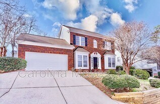 211 Windsong Dr in Greenville, SC - Building Photo
