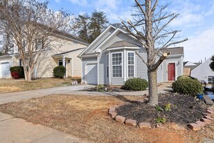 4 Maravista Ave in Greenville, SC - Building Photo