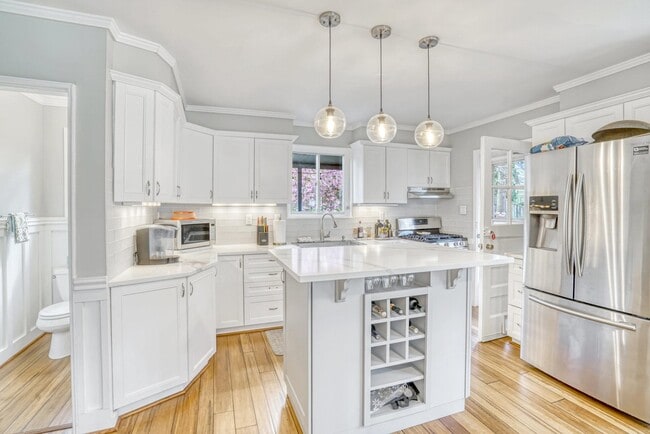 property at 113 E Taylor Run Pkwy