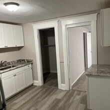 102 Woodruff Ave in Syracuse, NY - Building Photo - Building Photo