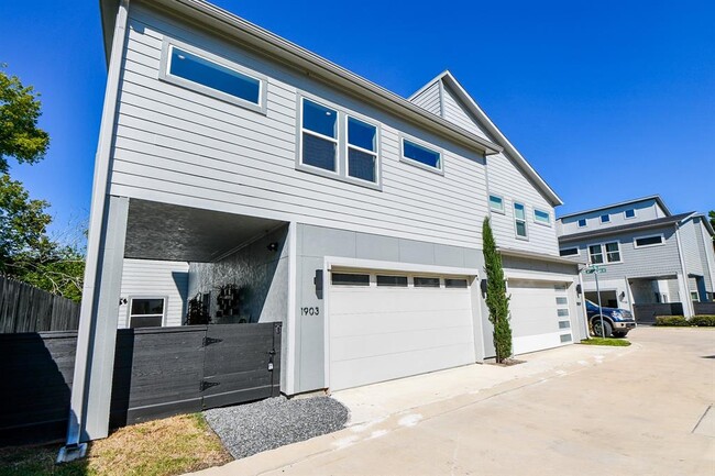 property at 1903 Jack Oak Ave