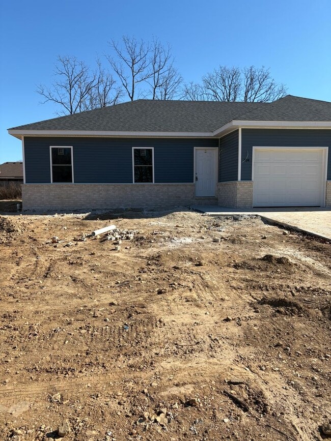 property at 594 N Airport Rd