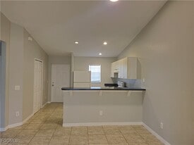 111 W 12th St in Lehigh Acres, FL - Building Photo