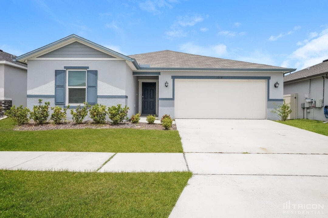3268 Eagle Hammock Cir in Kissimmee, FL - Building Photo