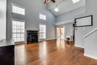 1520 Mccoy St in Dallas, TX - Foto de edificio - Building Photo
