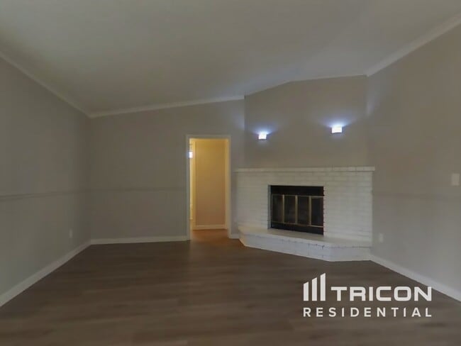 810 Yosemite Way in Suisun City, CA - Building Photo - Building Photo