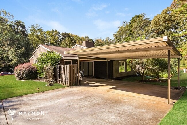 5566 Circlestone Ln in Stone Mountain, GA - Building Photo - Building Photo