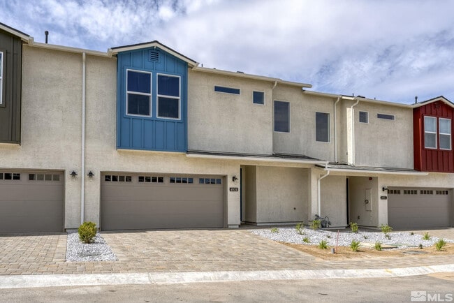 4920 Little Rock Wy in Sun Valley, NV - Building Photo - Building Photo