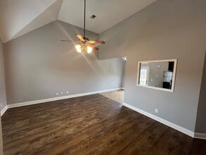 599 Kicker Ct in Clarksville, TN - Building Photo - Building Photo