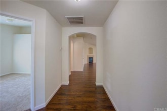 2073 Solis St in Merced, CA - Foto de edificio - Building Photo