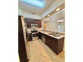 1076 Winding Pines Circle in Cape Coral, FL - Building Photo - Building Photo