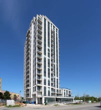 Lexington Residences By The Park in Toronto, ON - Building Photo - Building Photo