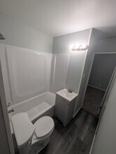 2511 SW Buchanan St in Topeka, KS - Building Photo - Building Photo