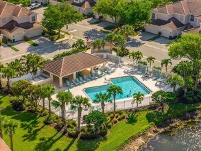 4500 Streamside Ct, Unit 1408 in Sarasota, FL - Building Photo - Building Photo