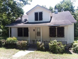 712 Highland Ave in Henderson, NC - Building Photo