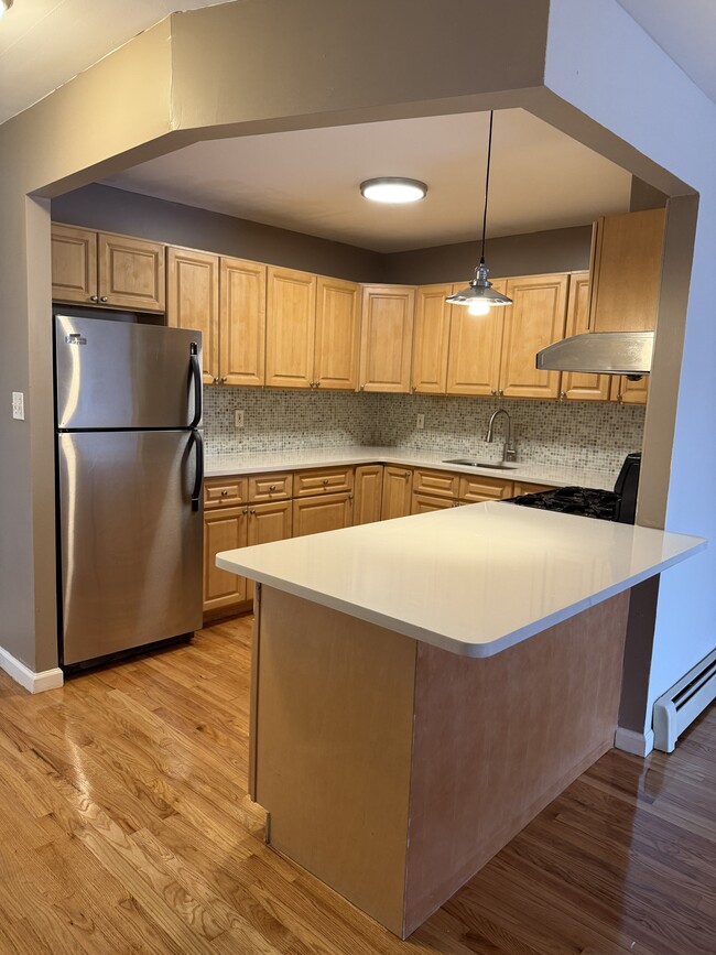 7026 57th Dr in Maspeth, NY - Building Photo - Building Photo