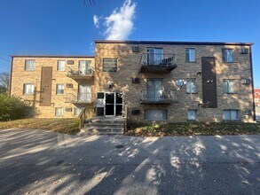 830 Nebraska Ave in Cincinnati, OH - Building Photo - Building Photo