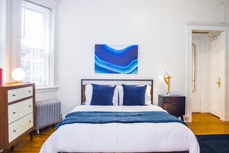 131 Park Dr, Unit B3 in Boston, MA - Building Photo - Building Photo