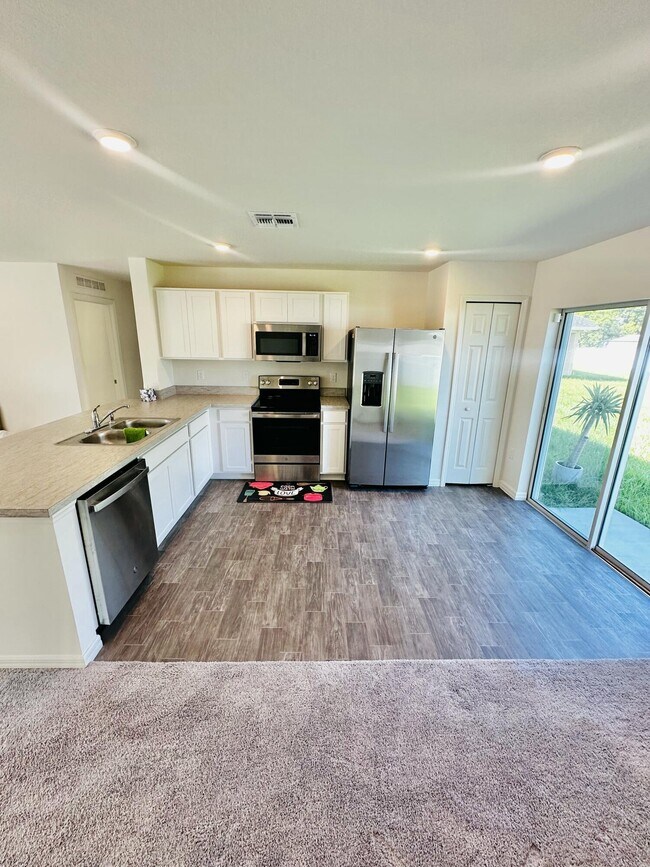 2981 SW Rosser Blvd in Port St. Lucie, FL - Building Photo - Building Photo
