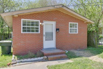 14 Hopkins St in Hampton, VA - Building Photo - Building Photo