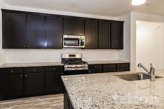 173 Everett Sq in Mcdonough, GA - Foto de edificio - Building Photo