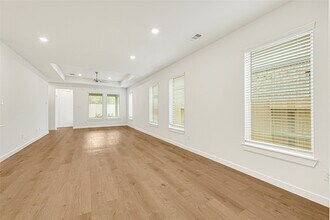 31819 Autumn Spur Ln in Hockley, TX - Building Photo - Building Photo