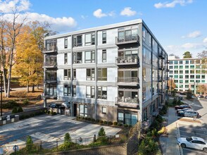 1300 St Marys St in Raleigh, NC - Building Photo - Building Photo