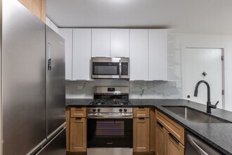 1841 N Kedzie Ave in Chicago, IL - Building Photo - Building Photo