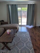 6171 Elba Pl in Los Angeles, CA - Foto de edificio - Building Photo