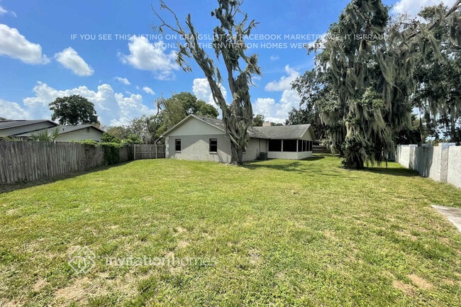 2301 Beechwood Ct in Plant City, FL - Building Photo - Building Photo