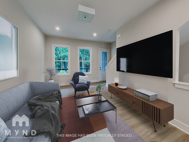 property at 918 Spencer Ave