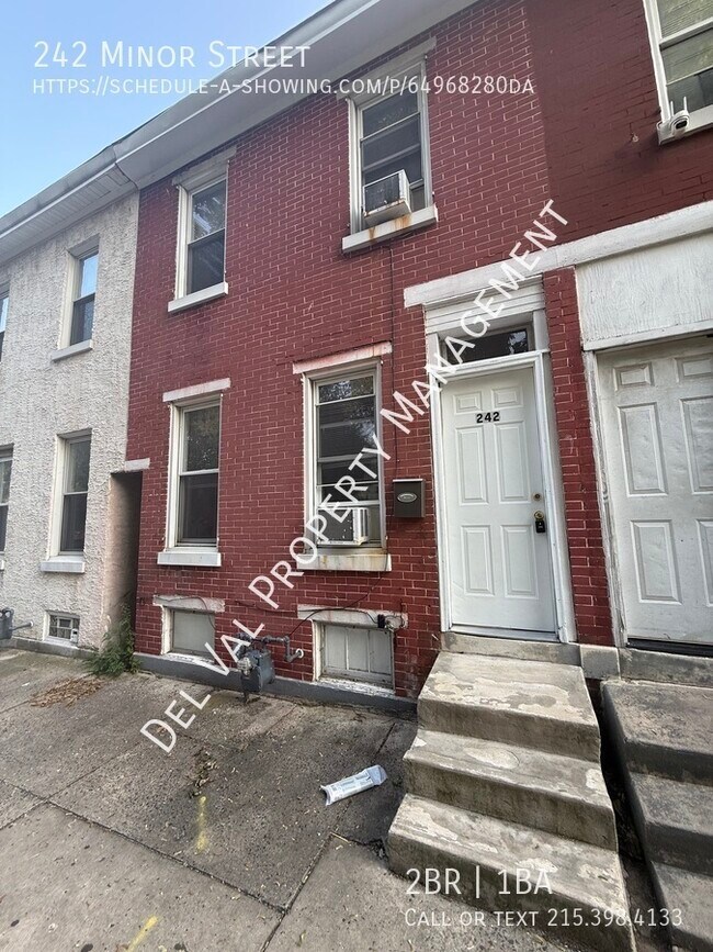 242 Minor St in Norristown, PA - Building Photo - Building Photo
