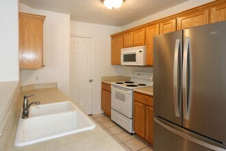 10505 Sage Flats Way in South Jordan, UT - Foto de edificio - Building Photo
