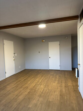 2009 S Minnesota Ave, Unit 4 in Sioux Falls, SD - Foto de edificio - Building Photo