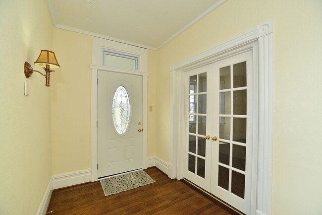 98 Ohio River Blvd in Leetsdale, PA - Building Photo - Building Photo