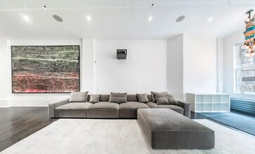 20 E 17th St in New York, NY - Building Photo - Building Photo