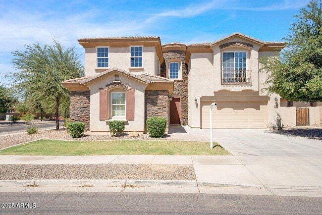 property at 4590 E Waterman St
