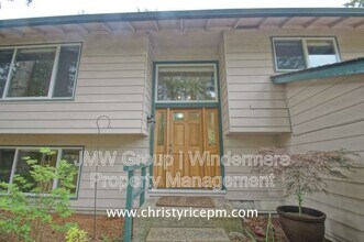 20918 NE 78th St in Redmond, WA - Building Photo - Building Photo