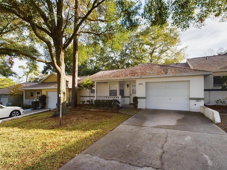 9815 SW 89th Terrace in Ocala, FL - Building Photo