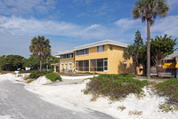 89 BEACH Rd in Sarasota, FL - Foto de edificio - Building Photo